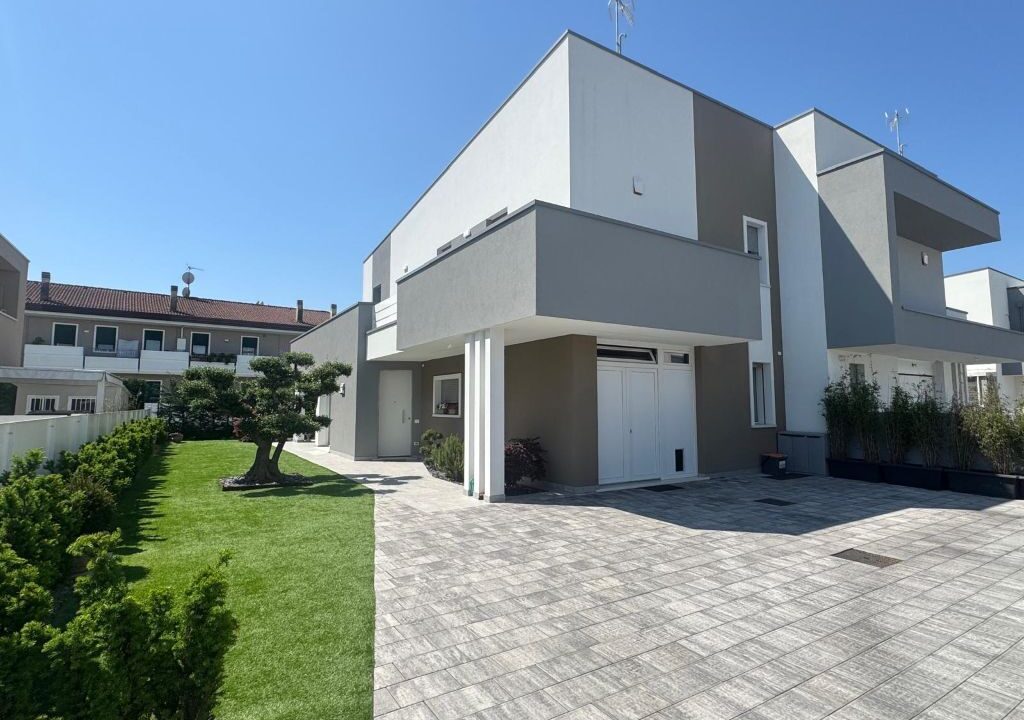 WhatsApp Image 2026-04-27 at 15.07.52